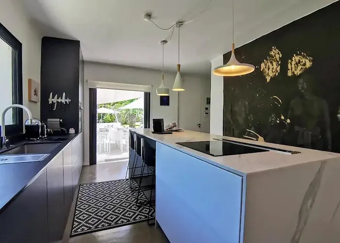 Barbot Proches Plages Villa *